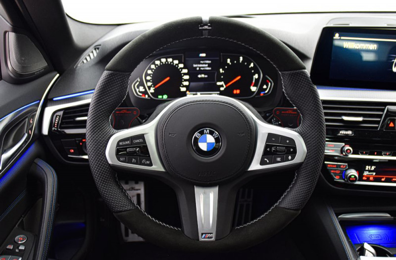Preview: AC Schnitzer sports steering wheel for BMW 8 series G16