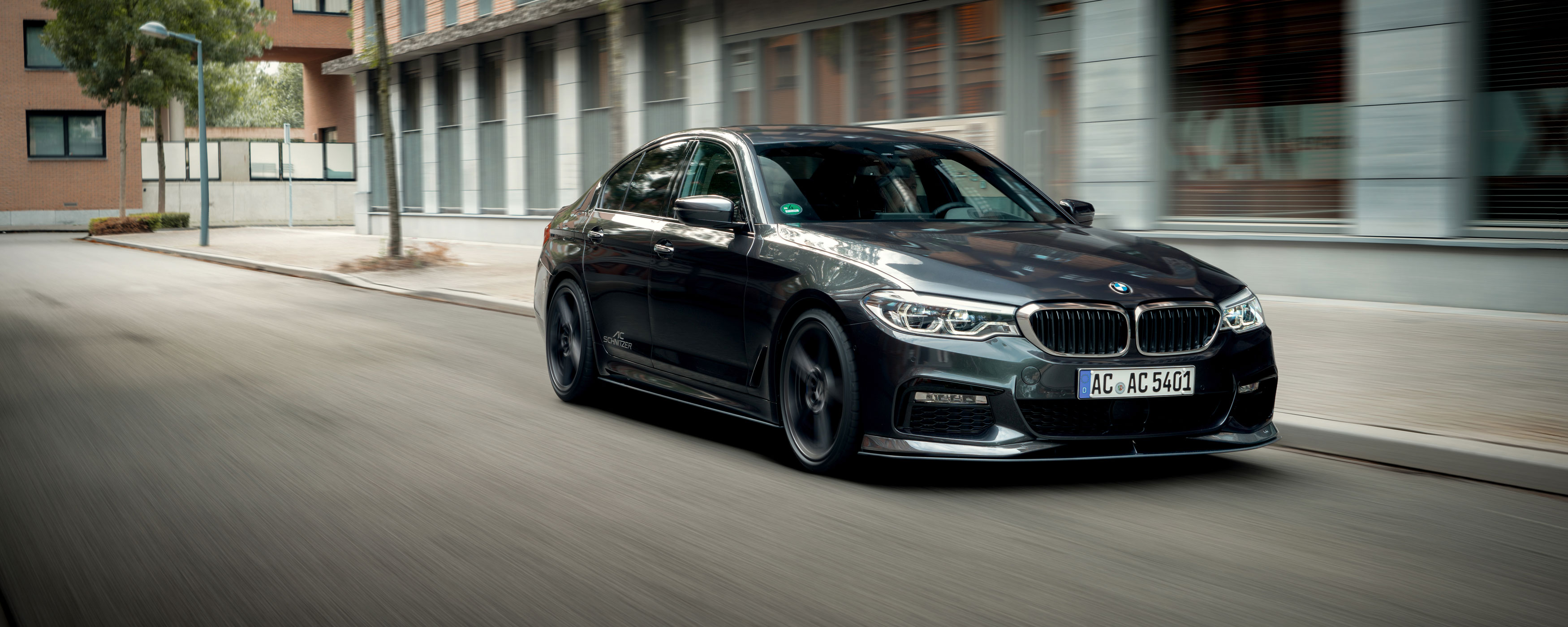 BMW M Performance: BMW 5er G30 mit Tuning-Zubehör